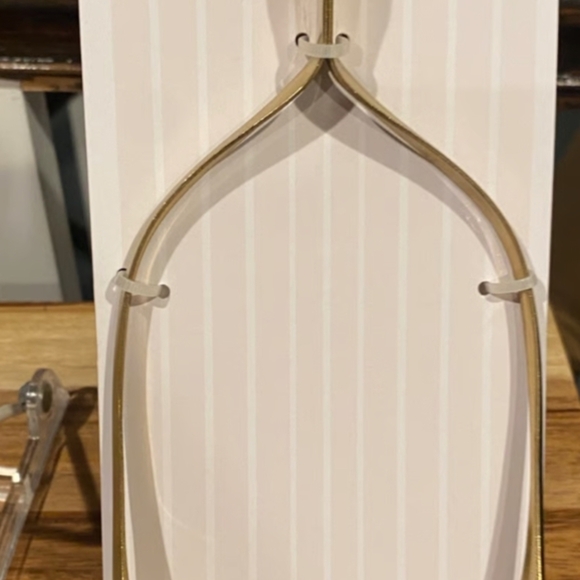 🛍️4 For $15🛍️Gold Wishbone Tongs - Picture 4 of 7